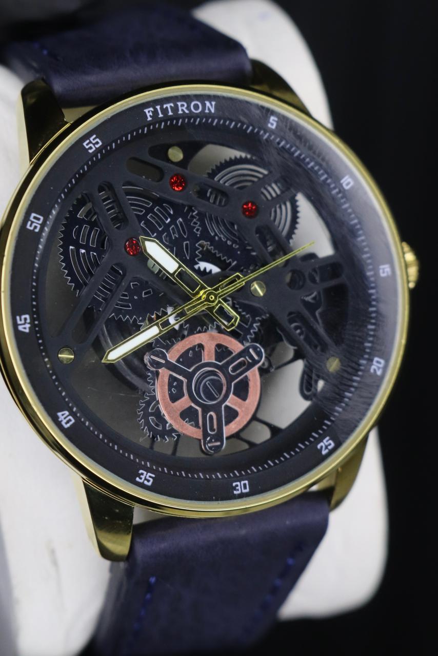 Sophisticated Minimalist Stainless Steel Watch - Image 2