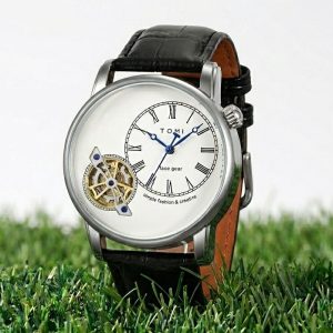 Elegant Quartz Watch with Double Strap & Waterproof